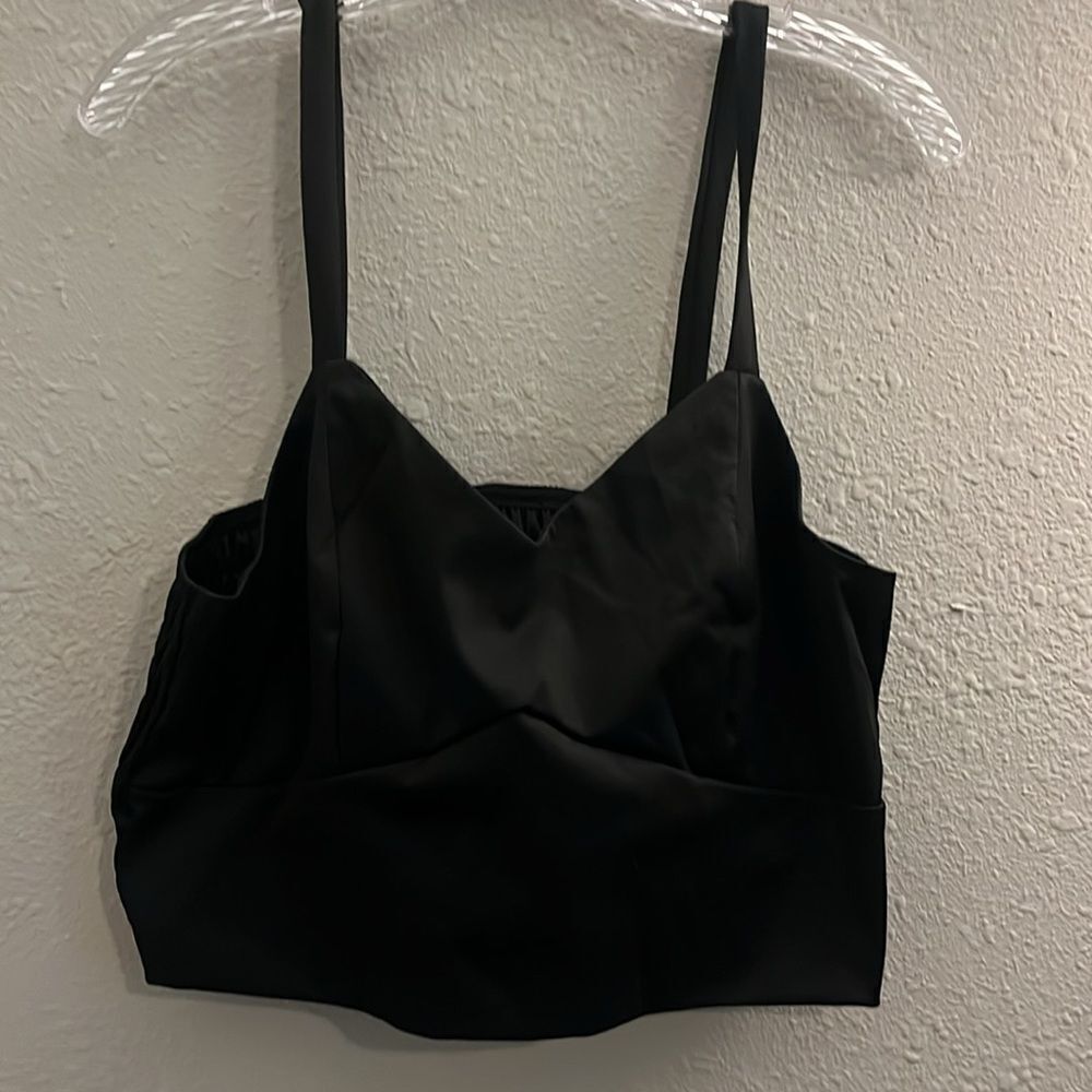 Two piece set, wide leg pants and crop top - Picture 4 of 10